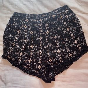 Forever 21 patterned black flowy shorts